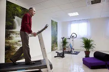 מלון דירות Medicis ביון