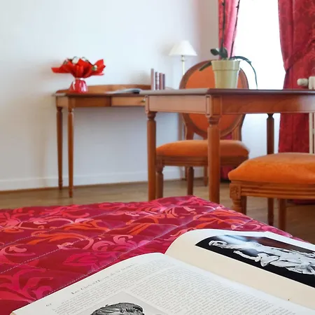 Medicis Aparthotel