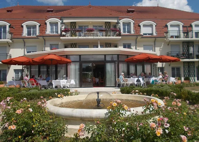 Medicis Aparthotel Beaune (Cote d'Or)