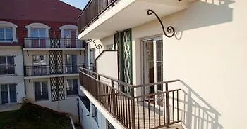 Medicis Апарт-отель Бон